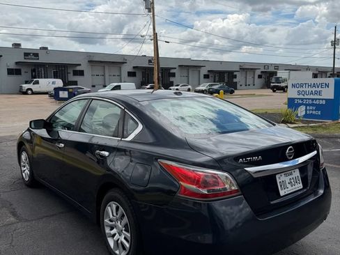 Used 2015 Nissan Altima 2.5 S w/ Power Driver Seat Package FWD image 5