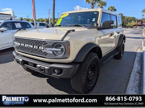 Used 2025 Ford Bronco Badlands AWD/4WD image 8