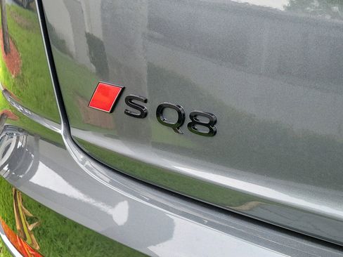 Used 2024 Audi SQ8 Premium Plus AWD/4WD image 5