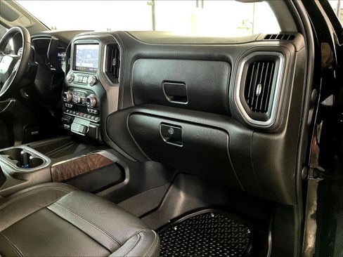 Used 2023 GMC Sierra 2500 Denali w/ Denali Ultimate Package image 13