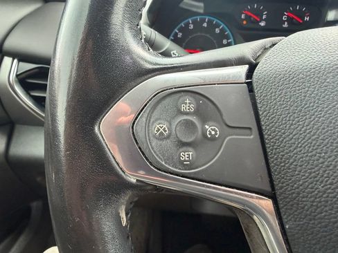 Used 2020 Chevrolet Traverse LT FWD image 17