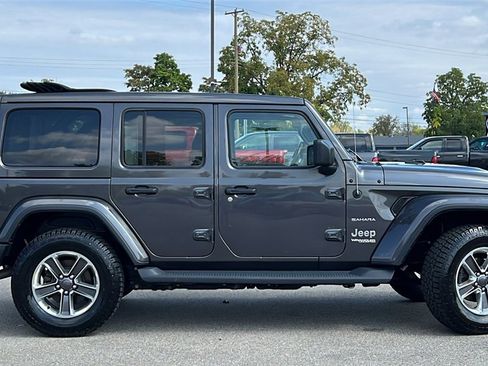Used 2020 Jeep Wrangler Unlimited Sahara w/ Safety Group image 4