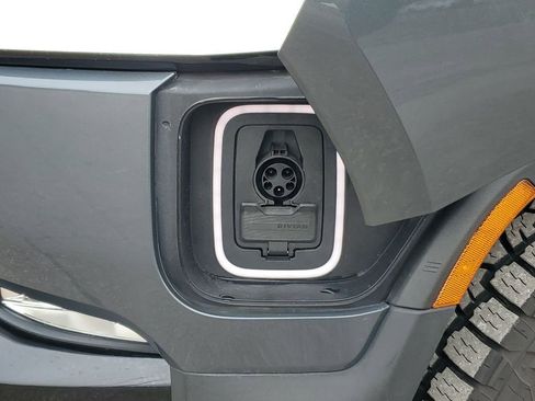 Used 2022 Rivian R1T Launch Edition image 35