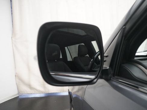 Used 2020 Lexus GX 460 Premium w/ Premium Package AWD/4WD image 25
