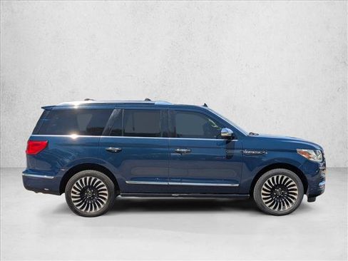 Used 2019 Lincoln Navigator Black Label AWD/4WD image 4