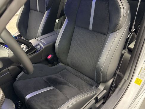 Used 2024 Toyota GR86 Premium RWD image 10