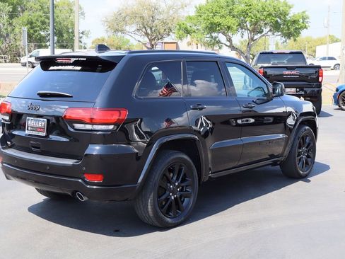 Used 2020 Jeep Grand Cherokee Altitude image 8