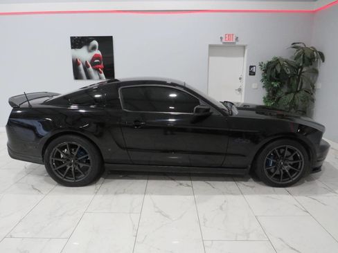 Used 2011 Ford Mustang GT Premium w/ Brembo Brake Pkg image 2