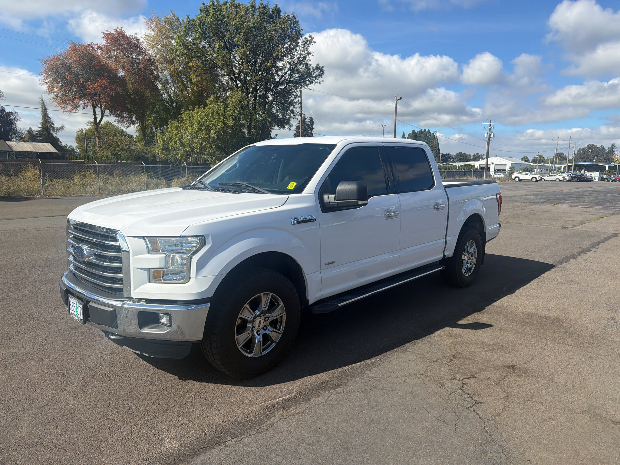 Used 2015 Ford F150 XLT w/ Equipment Group 302A Luxury AWD/4WD image 4