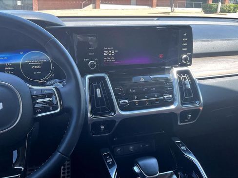 Used 2023 Kia Sorento SX Prestige AWD/4WD image 14