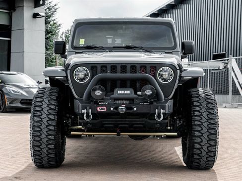 Used 2021 Jeep Gladiator Rubicon AWD/4WD image 4