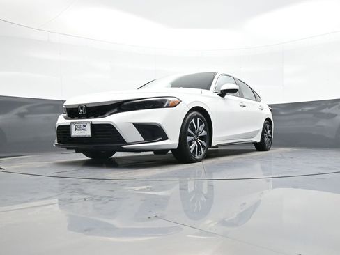 Certified 2024 Honda Civic EX-L image 25