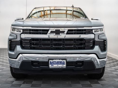 New 2026 Chevrolet Silverado 1500 LT w/ Z71 Off-Road Package AWD/4WD image 2