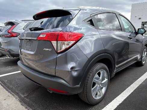 Used 2019 Honda HR-V EX image 2