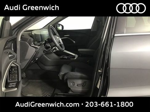 Used 2025 Audi Q5 Premium Plus w/ Premium Plus AWD/4WD image 9