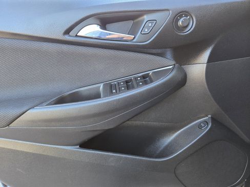 Used 2016 Chevrolet Cruze LS image 14
