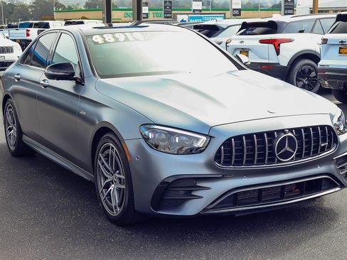 Used 2022 Mercedes-Benz E 53 AMG 4MATIC Sedan image 21