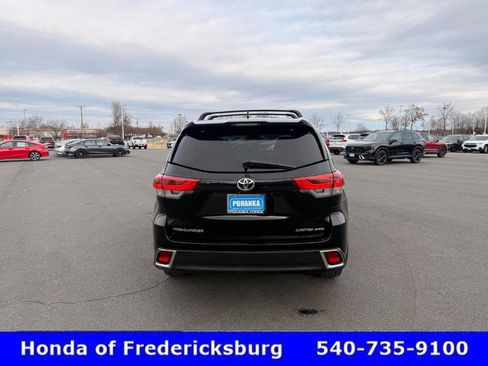 Used 2017 Toyota Highlander Limited image 5