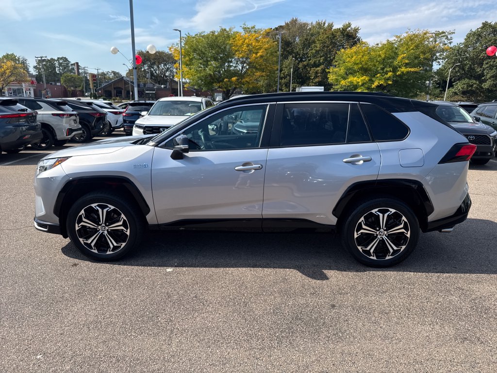 Used 2023 Toyota RAV4 XSE w/ Weather Package AWD/4WD image 4