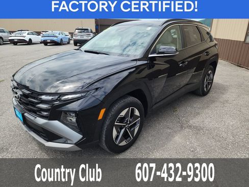 Certified 2025 Hyundai Tucson SEL AWD/4WD image 4
