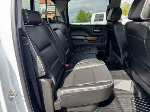 Used 2019 Chevrolet Silverado 2500 High Country w/ Duramax Plus Package AWD/4WD image 17