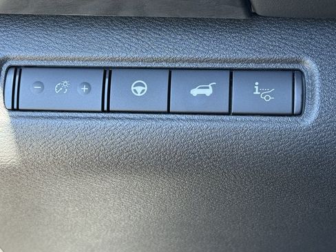 New 2026 Nissan Pathfinder Platinum AWD/4WD image 8