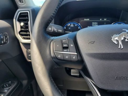 Used 2023 Ford Bronco Sport Outer Banks w/ Tech Package AWD/4WD image 14