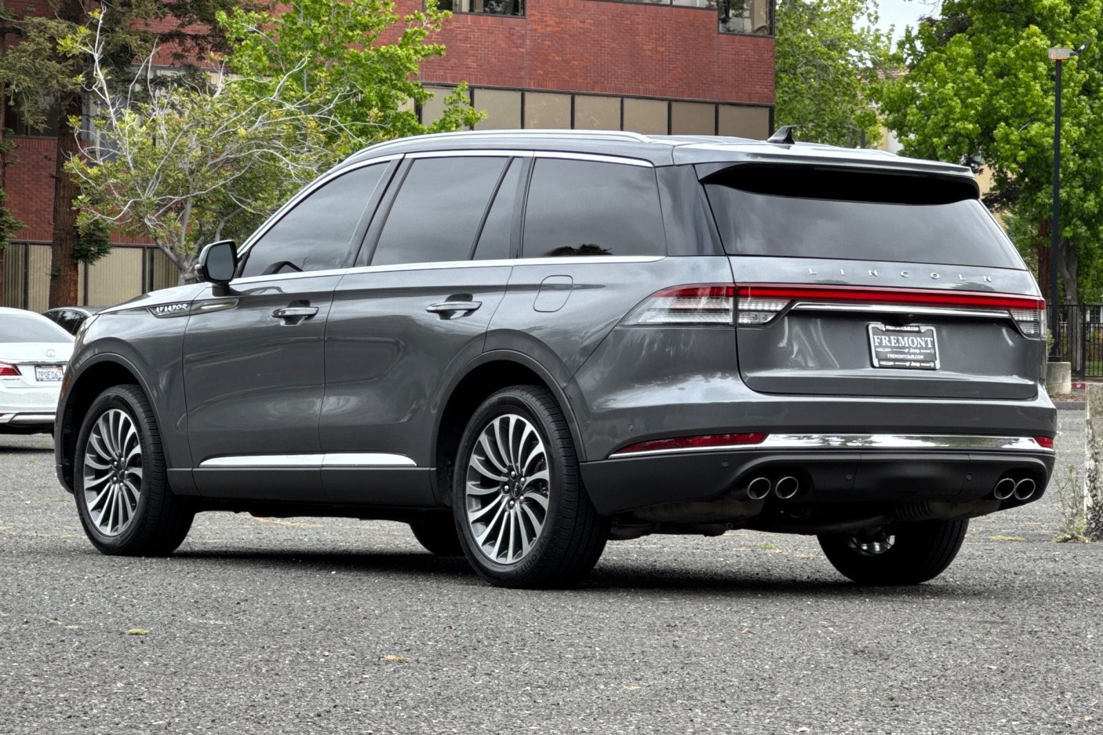 Used 2023 Lincoln Aviator Reserve w/ Equipment Group 201A RWD image 5