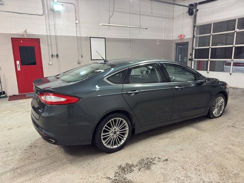 Used 2015 Ford Fusion SE w/ Equipment Group 202A image 6