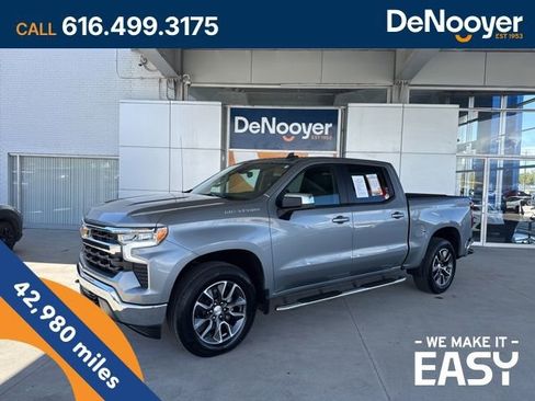 Used 2024 Chevrolet Silverado 1500 LT AWD/4WD image 1
