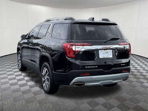 Used 2023 GMC Acadia SLT AWD/4WD image 4