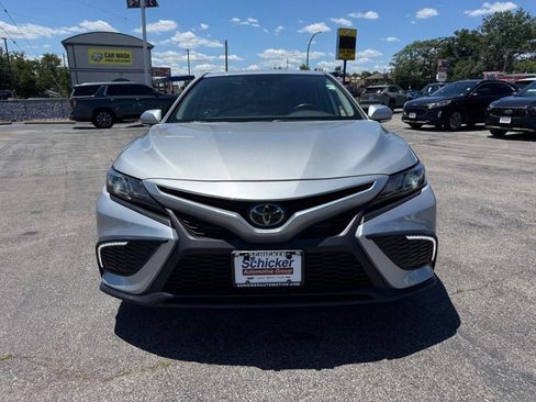 Used 2024 Toyota Camry SE FWD image 9