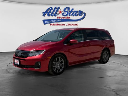 Used 2025 Honda Odyssey Touring image 1