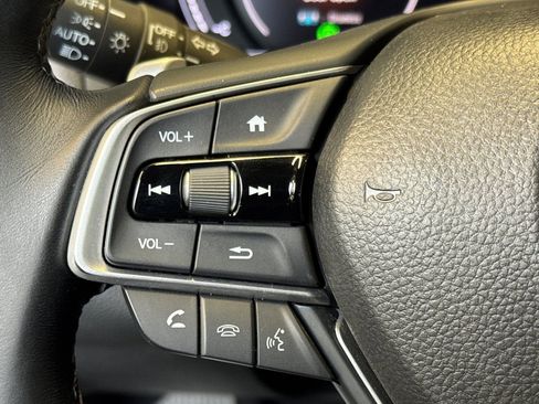 Used 2019 Honda Accord Touring image 30