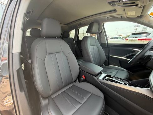 Used 2025 Audi Q5 Premium Plus w/ Premium Plus AWD/4WD image 33