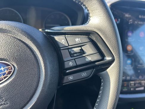 Used 2025 Subaru Forester Premium w/ Convenience Package #1 image 6