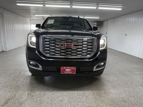 Used 2019 GMC Yukon XL Denali w/ Denali Ultimate Package AWD/4WD image 3