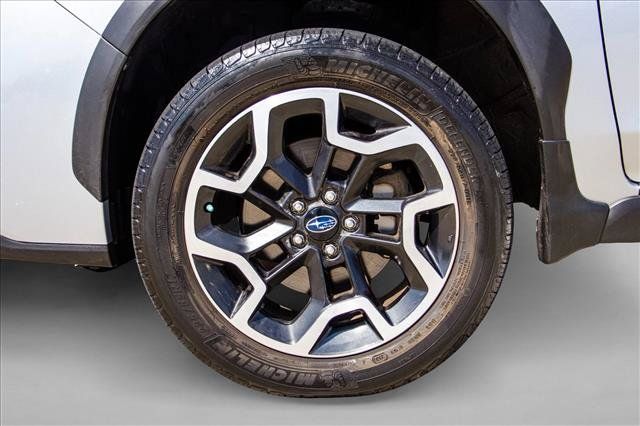 Used 2017 Subaru Crosstrek 2.0i Premium w/ Popular Package #1 AWD/4WD image 9