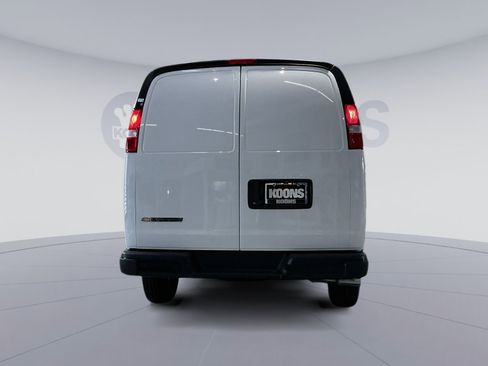 New 2025 Chevrolet Express 2500 w/ Driver Convenience Package image 15