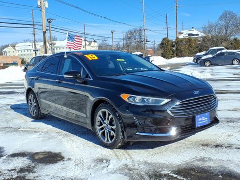 Certified 2019 Ford Fusion SEL image 1