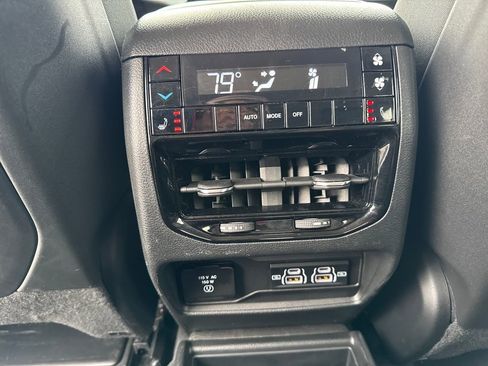 Certified 2023 Jeep Grand Cherokee L Limited image 33