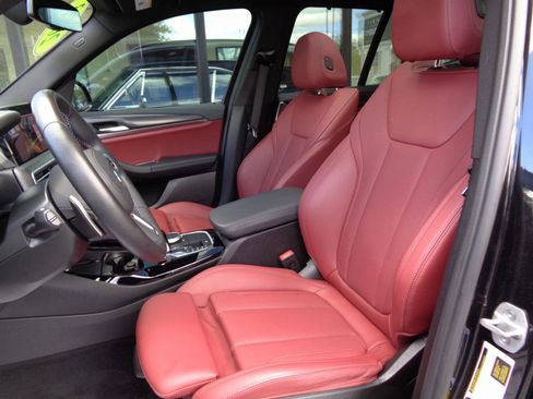 Used 2023 BMW X3 M40i AWD/4WD image 9