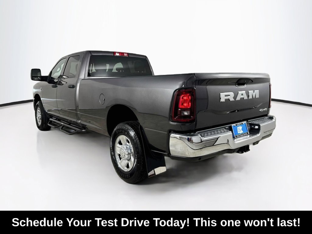 Used 2025 RAM 3500 Tradesman w/ Chrome Appearance Group AWD/4WD image 6