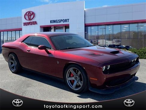 Used 2018 Dodge Challenger SRT Hellcat image 7