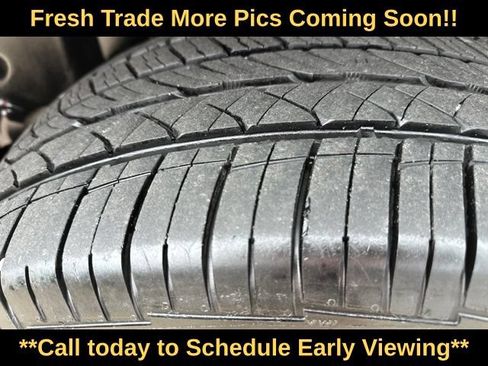 Used 2023 Jeep Wrangler Unlimited Sahara w/ Cold Weather Group AWD/4WD image 8
