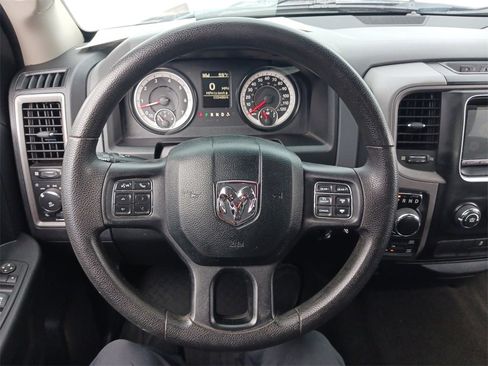 Used 2016 RAM 1500 Express image 17