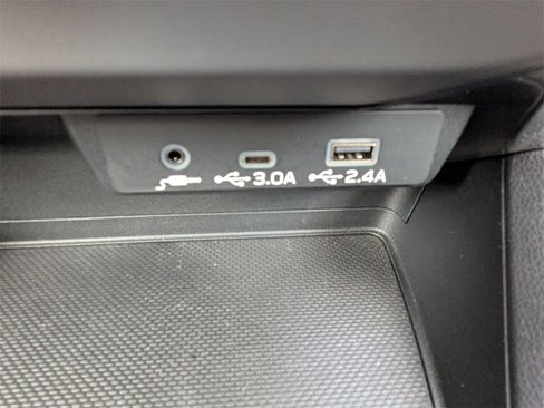 Certified 2024 Subaru Crosstrek 2.0i Premium image 23