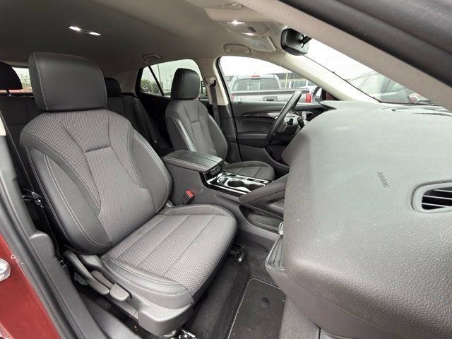 Certified 2023 Buick Envision Preferred FWD image 7