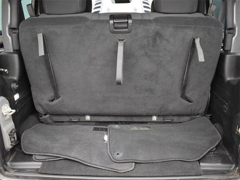 Used 2023 Jeep Wrangler Rubicon w/ LED Lighting Group image 11