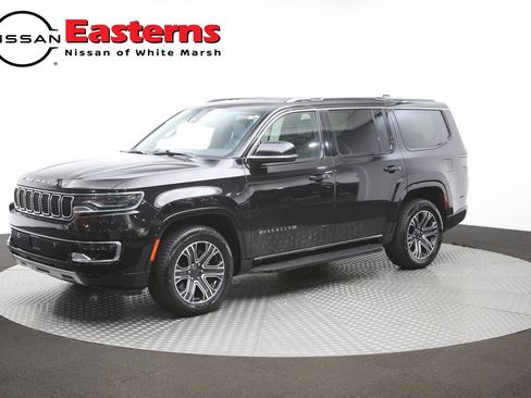 Used 2024 Jeep Wagoneer Series II AWD/4WD image 58